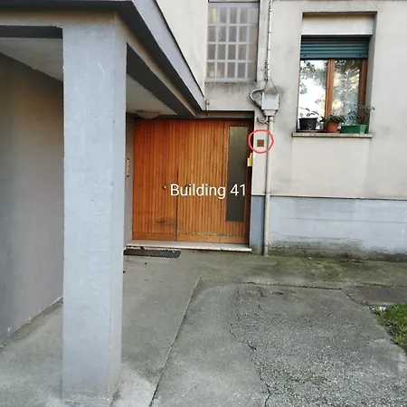 Private And Bathroom Close To Piazzale Roma In Venice